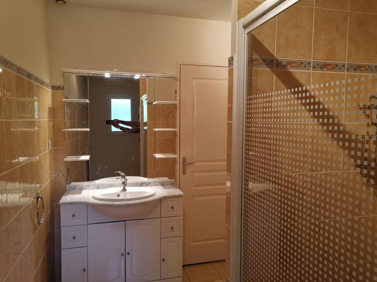 Chambre D'Hote Dans Une Maison Avec Parking Privee Saint-Etienne  Eksteriør bilde
